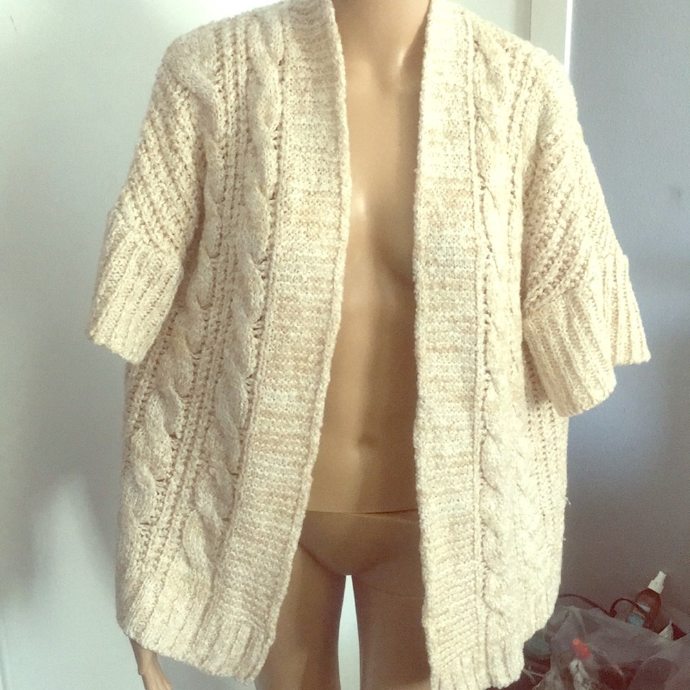 Short sleeve Crochet sweater